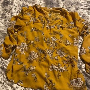 Gold floral blouse women’s size XXL from Maurice’s